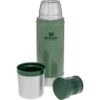 Stanley-Termos-Classic-Vacuum-Bottle-Hammertone-Green-ST1001228072-Nuten-Sport-1